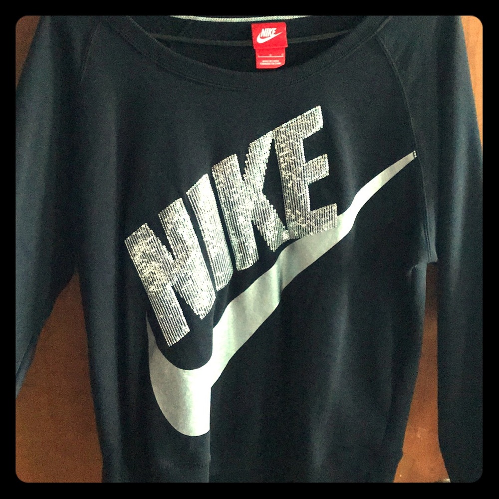NIKE sequin sweatshirt